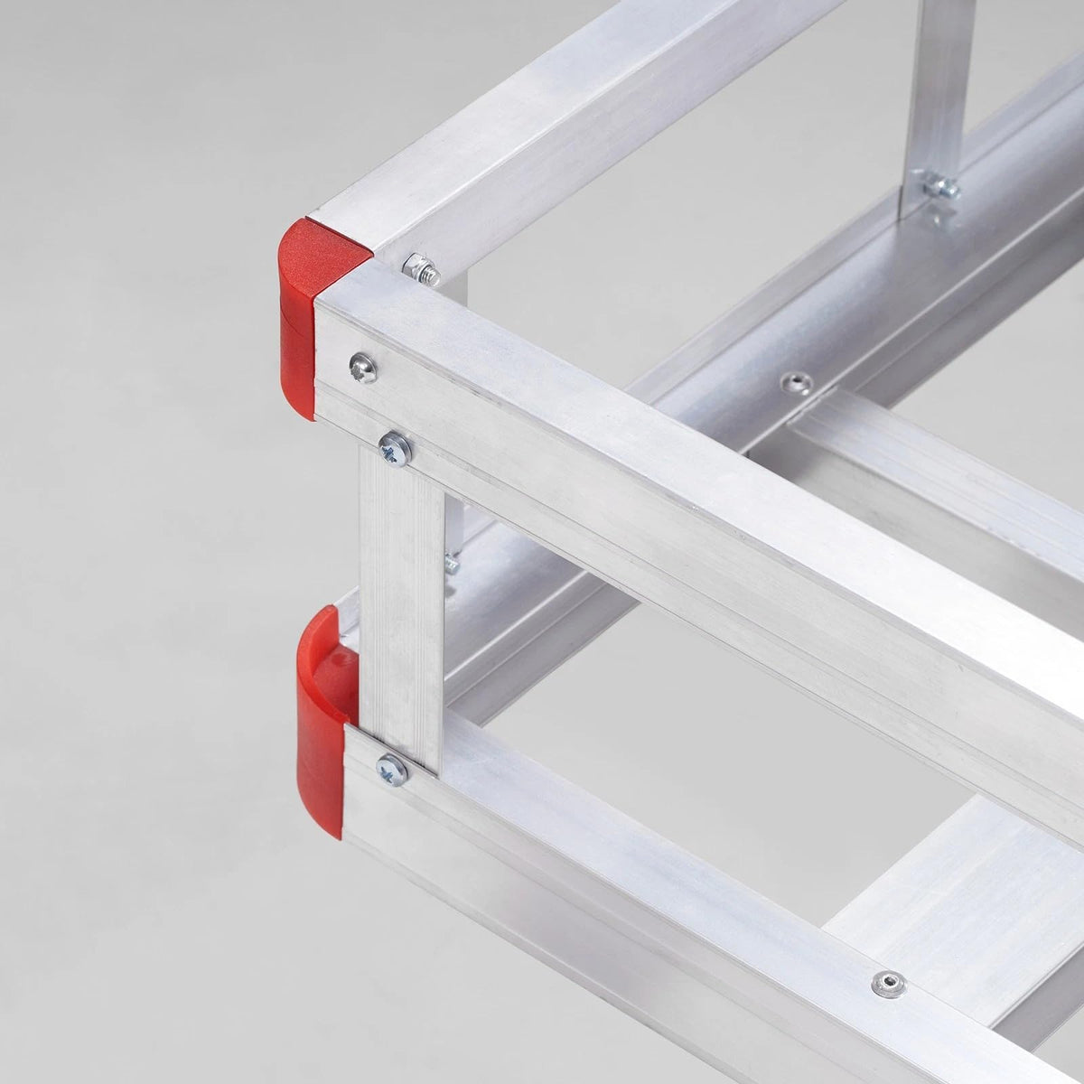 49.4x22.4x7.1 in 500lb Aluminum Hitch Mount Cargo Carrier Z937001
