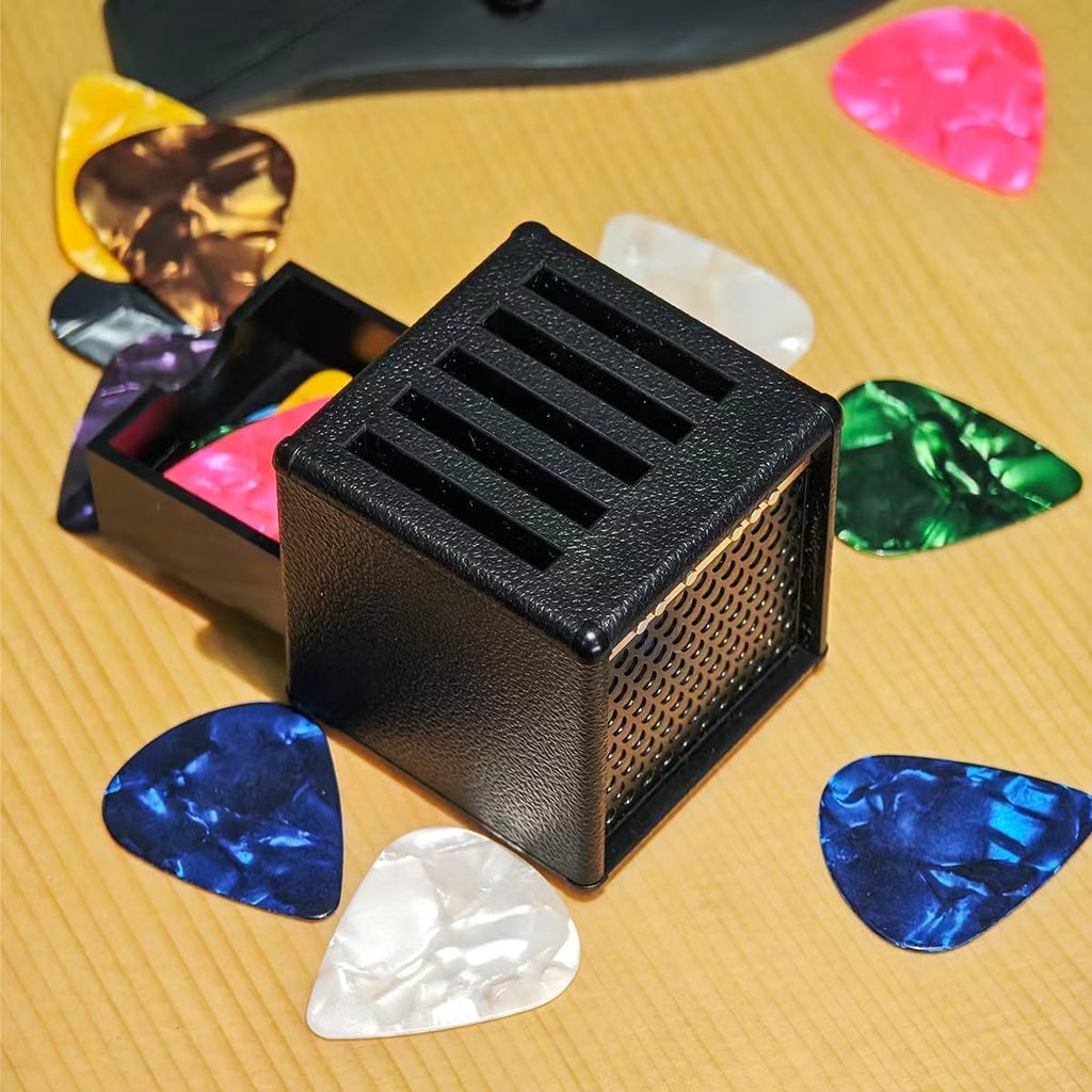 Guitar Picks Holder Box with 5 Guitar Picks F8467