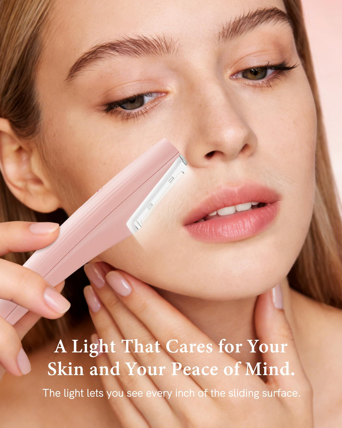 Electric Facial Razor with LED Light and 4 Replaceable Blades W259