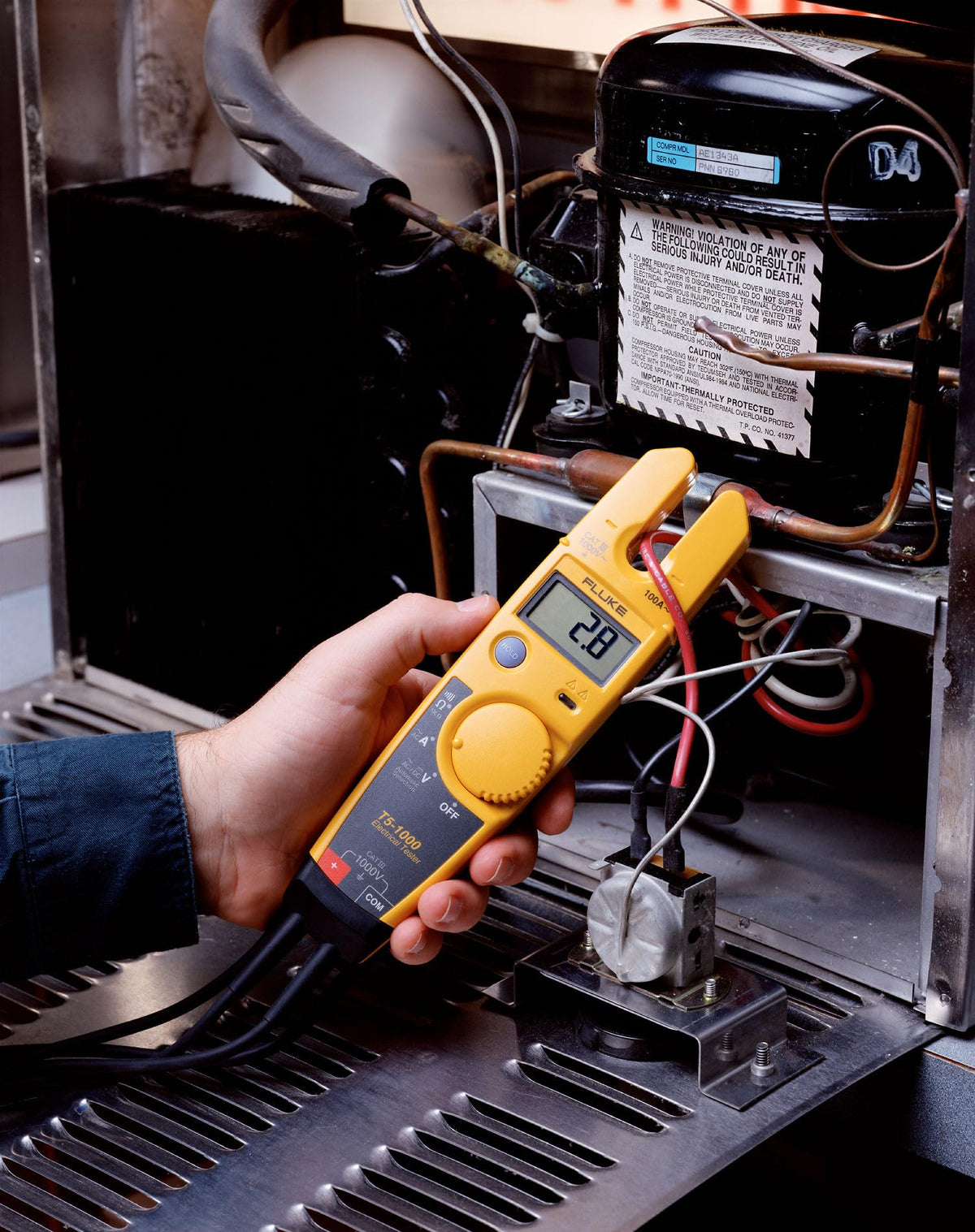 Voltage Continuity and Current Tester F9263
