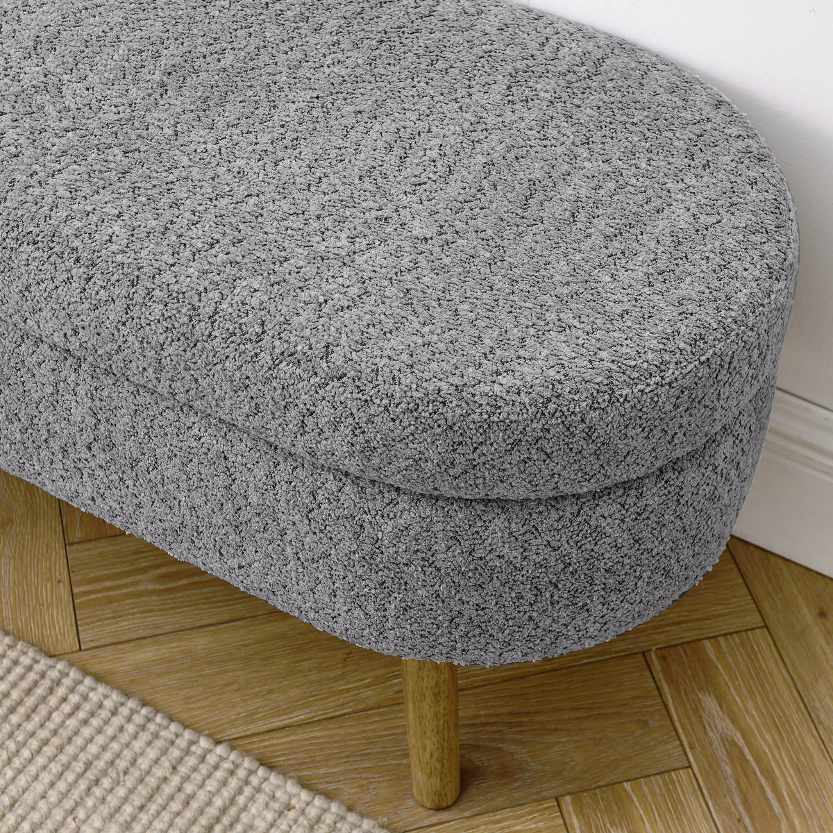 Oval Storage Bench with Rubber Wood Legs O38282